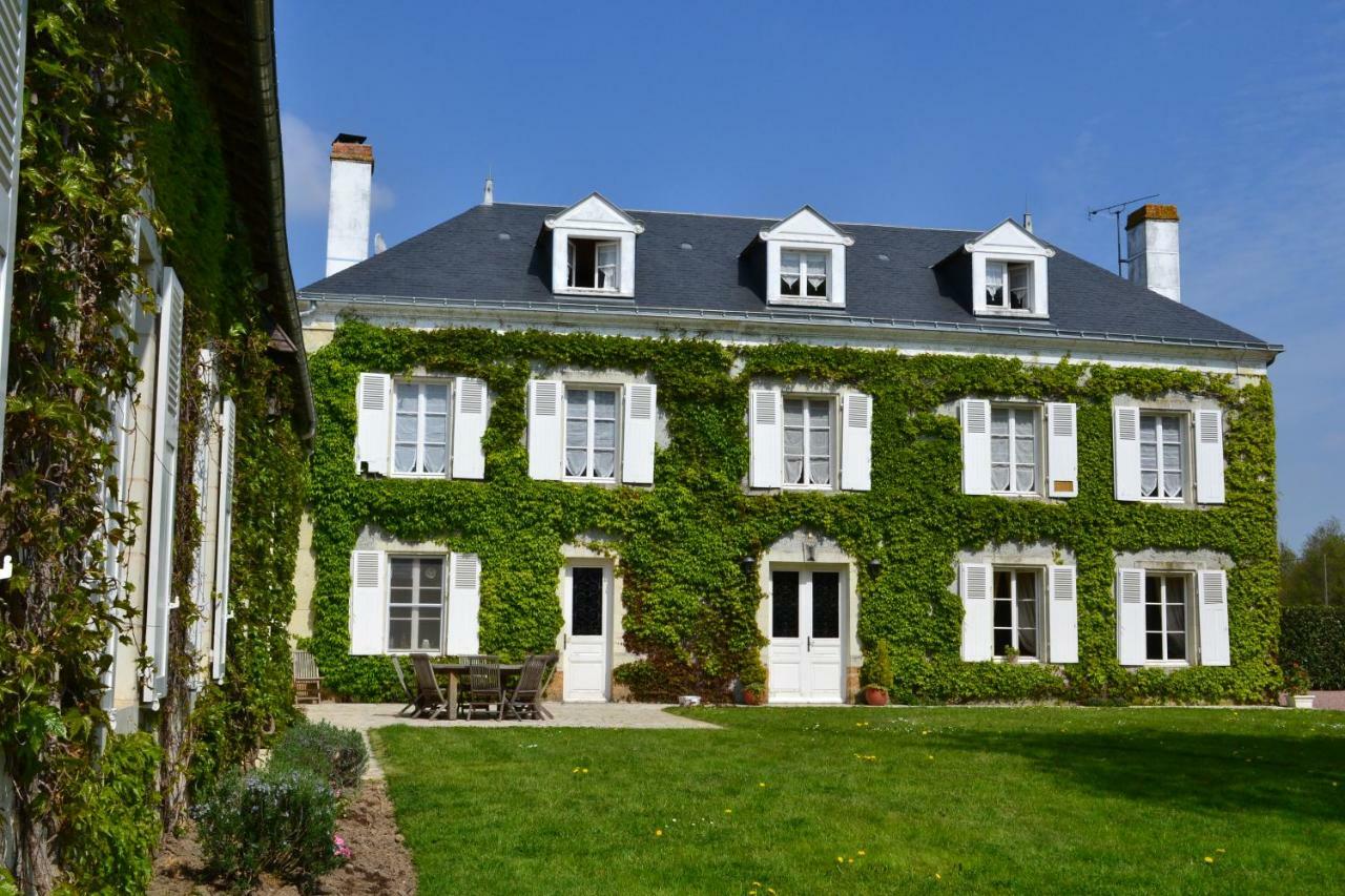 مبيت وإفطار Mauzé-Thouarsais Le Domaine Des Bois المظهر الخارجي الصورة