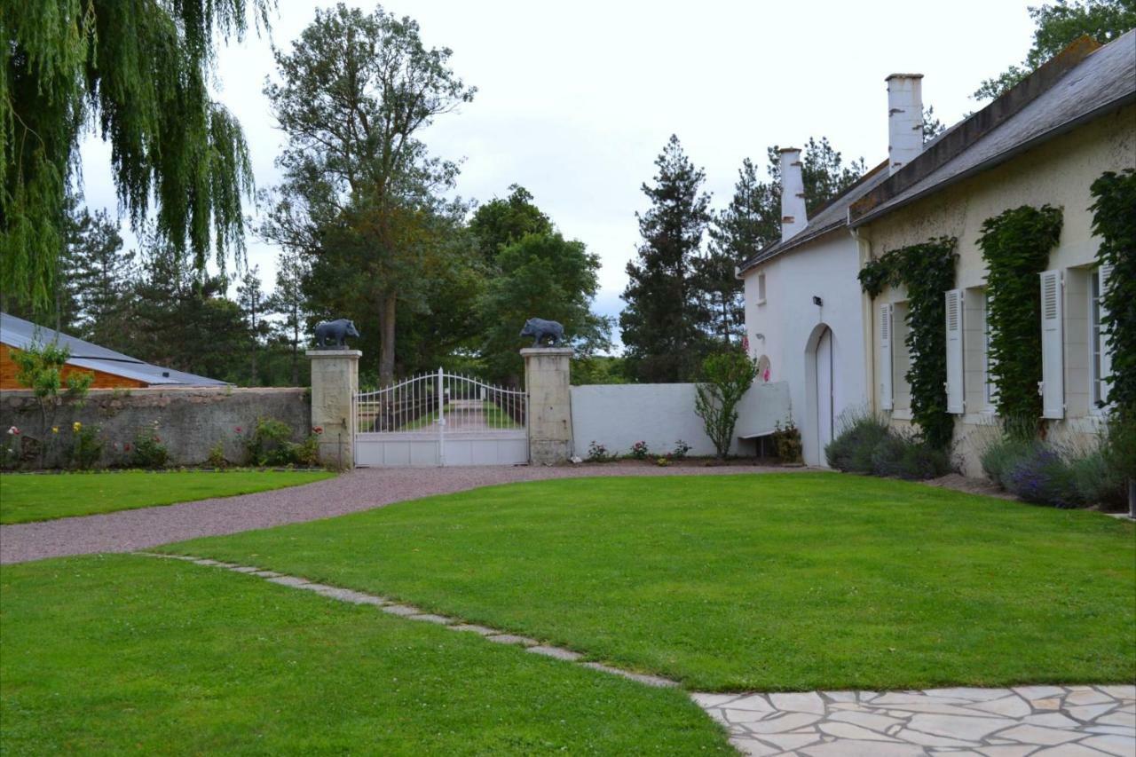 مبيت وإفطار Mauzé-Thouarsais Le Domaine Des Bois المظهر الخارجي الصورة
